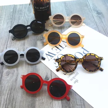 Nova trendovska otroci letnik krog modnih ogledalo otroci uv400 otroci outdoor sončna očala za zaščito pred soncem